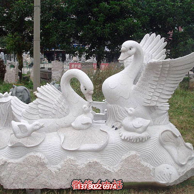 創意企鵝雕塑，點綴你的公園廣場