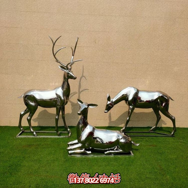 精致不銹鋼戶外雕塑，梅花鹿增添公園草坪魅力