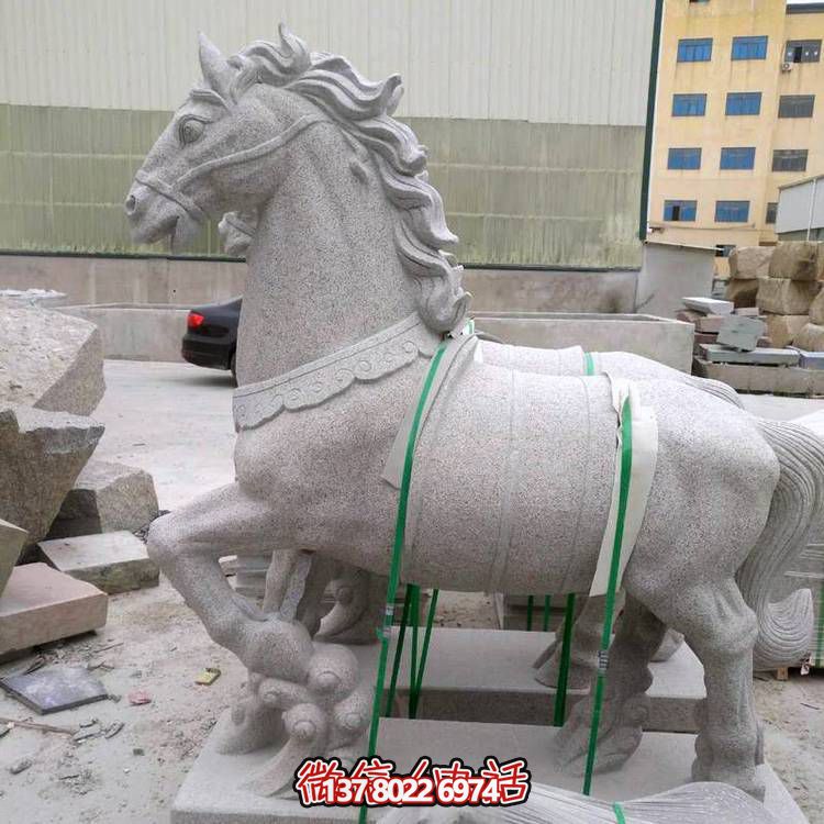 主題砂巖雕刻馬擺件，點綴園林廣場美景