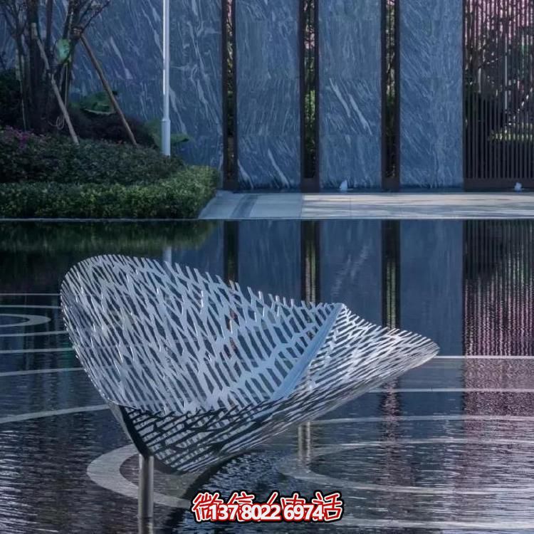 不銹鋼噴泉水景園林大型鏤空戶外樹(shù)葉裝飾