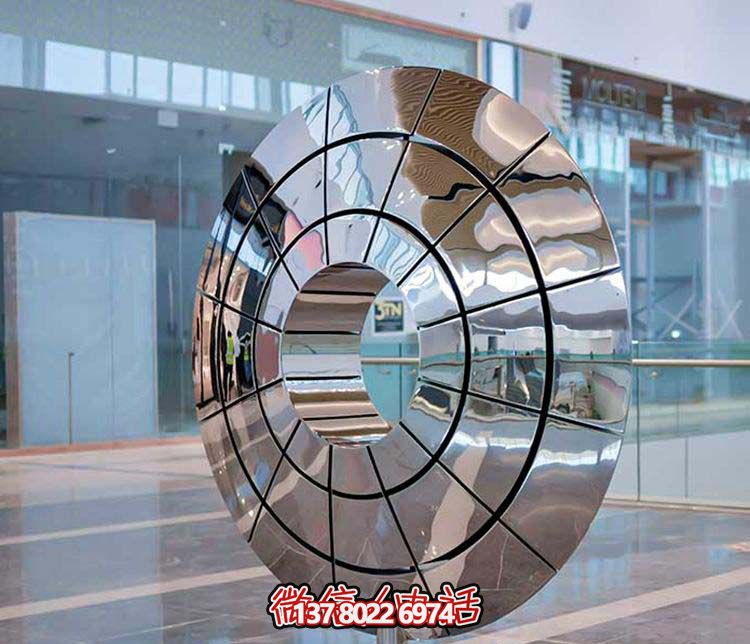 不銹鋼雕塑傘狀圓環，創意裝點商廈鏡面