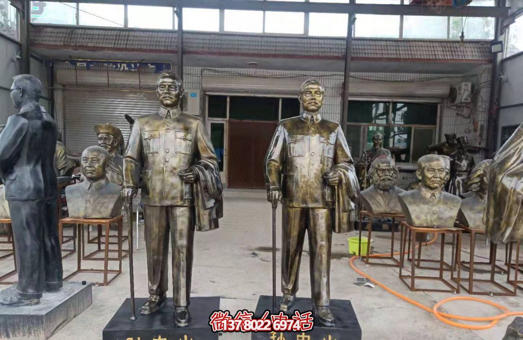 仿銅玻璃鋼孫中山雕塑，點(diǎn)亮校園景區(qū)