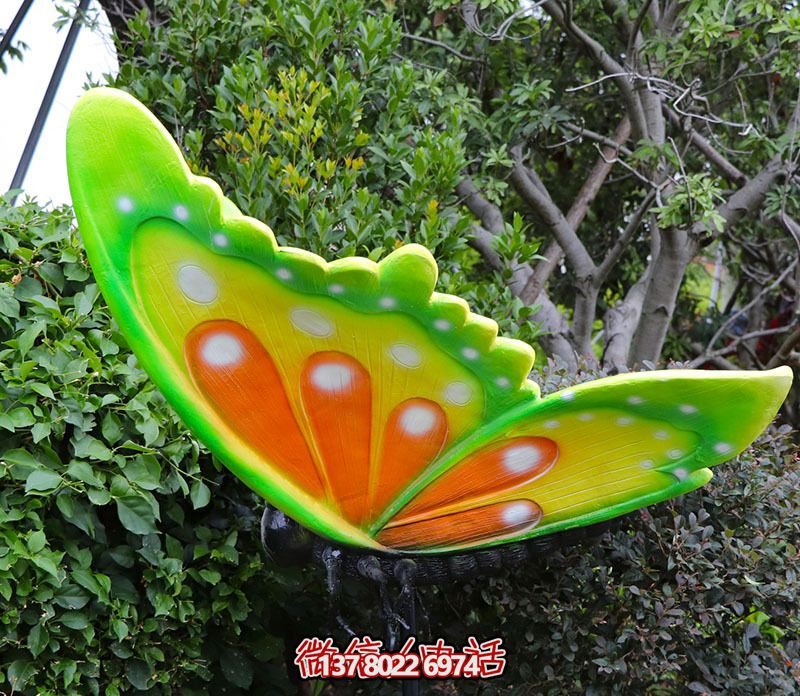 玻璃鋼卡通農(nóng)場蝴蝶雕塑 玻璃鋼卡通農(nóng)場蝴蝶雕塑