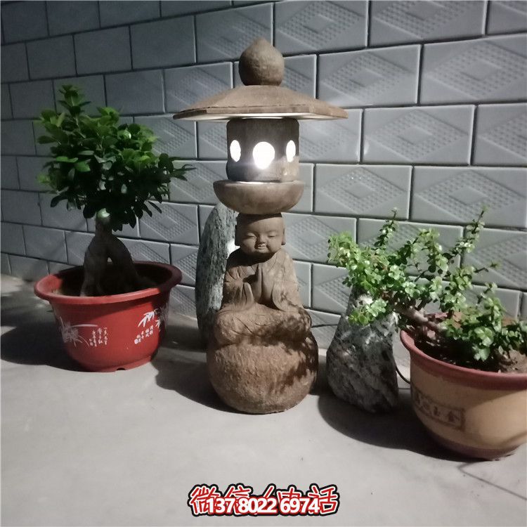 日式寺院仿古青石頭燈地?zé)魬敉鈹[件太陽能石燈 日式寺院仿古青石頭燈地?zé)魬敉鈹[件太陽能石燈