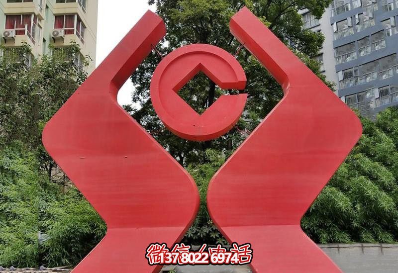 別墅小區創意抽象紅色玻璃鋼手捧銅錢雕塑 別墅小區創意抽象紅色玻璃鋼手捧銅錢雕塑